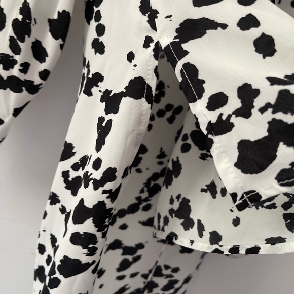 Trendy cow print camisole - Picture 3 of 6